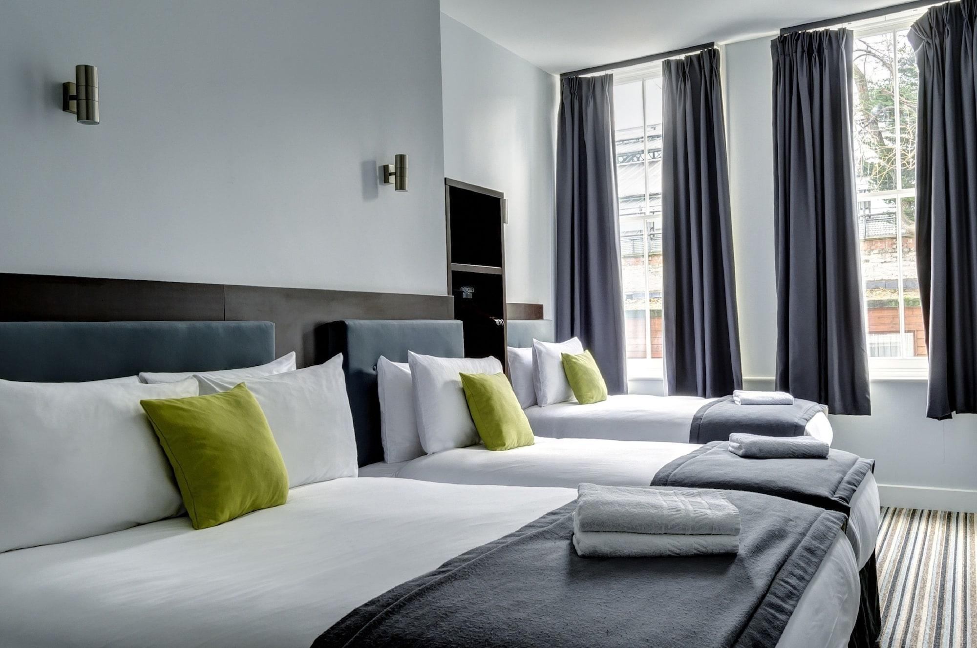 Trebovir Hotel Londra Exterior foto