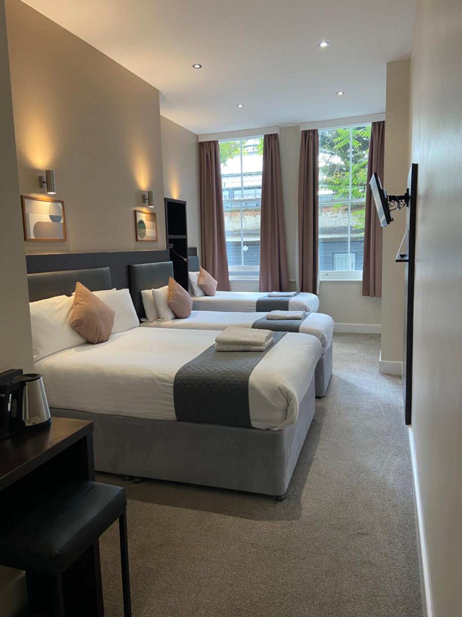 Trebovir Hotel Londra Exterior foto