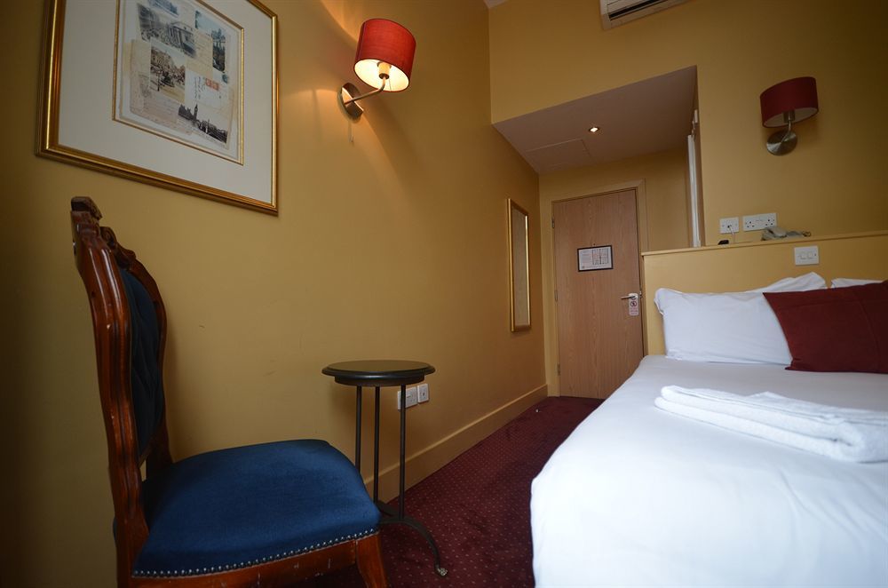 Trebovir Hotel Londra Exterior foto